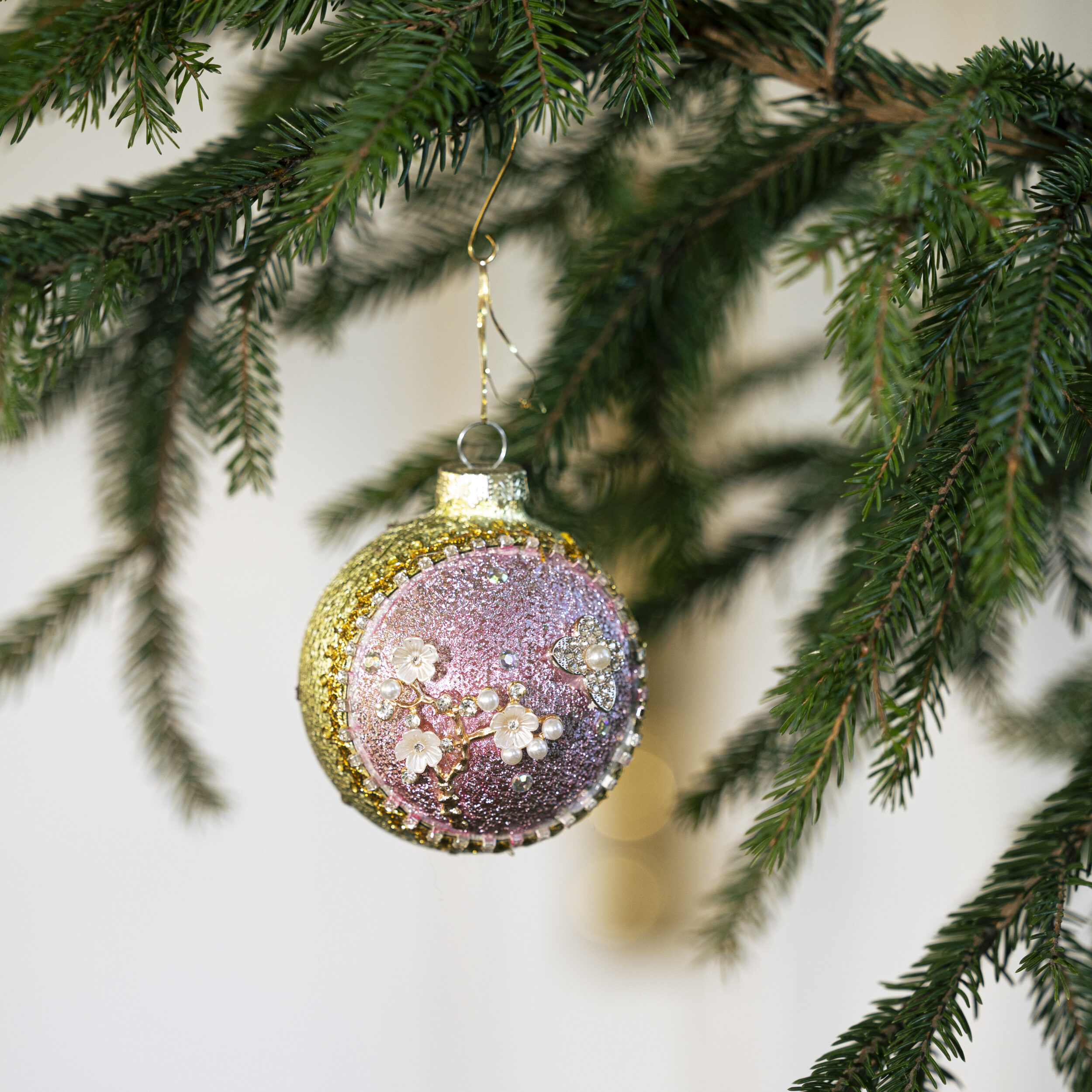 Kartanon kukkaloisto pyöreä